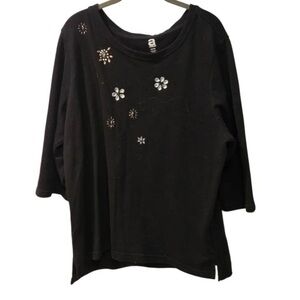 Elegant Black Floral Women's Long Sleeve Top